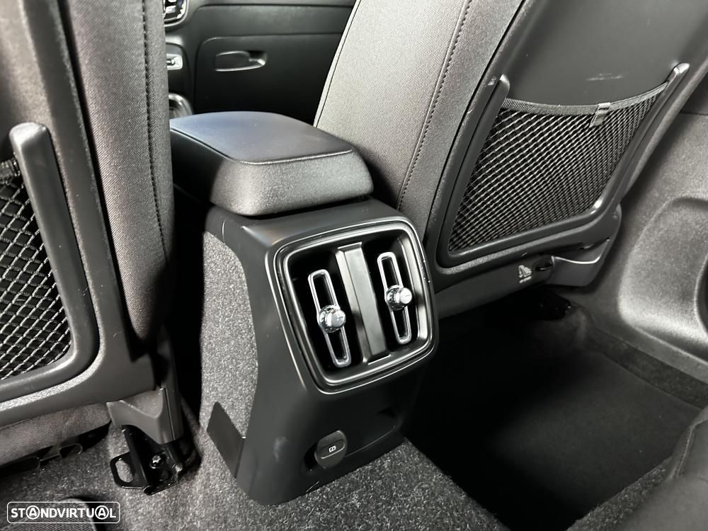 Volvo XC 40 Recharge 69 kWh Single Motor Core - 39