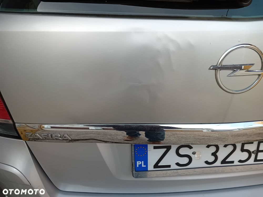 Opel Zafira 1.6 Cosmo - 14