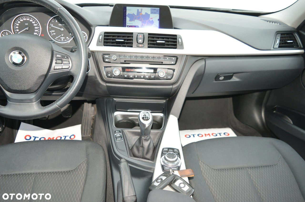 BMW Seria 3 316d EU6 - 20