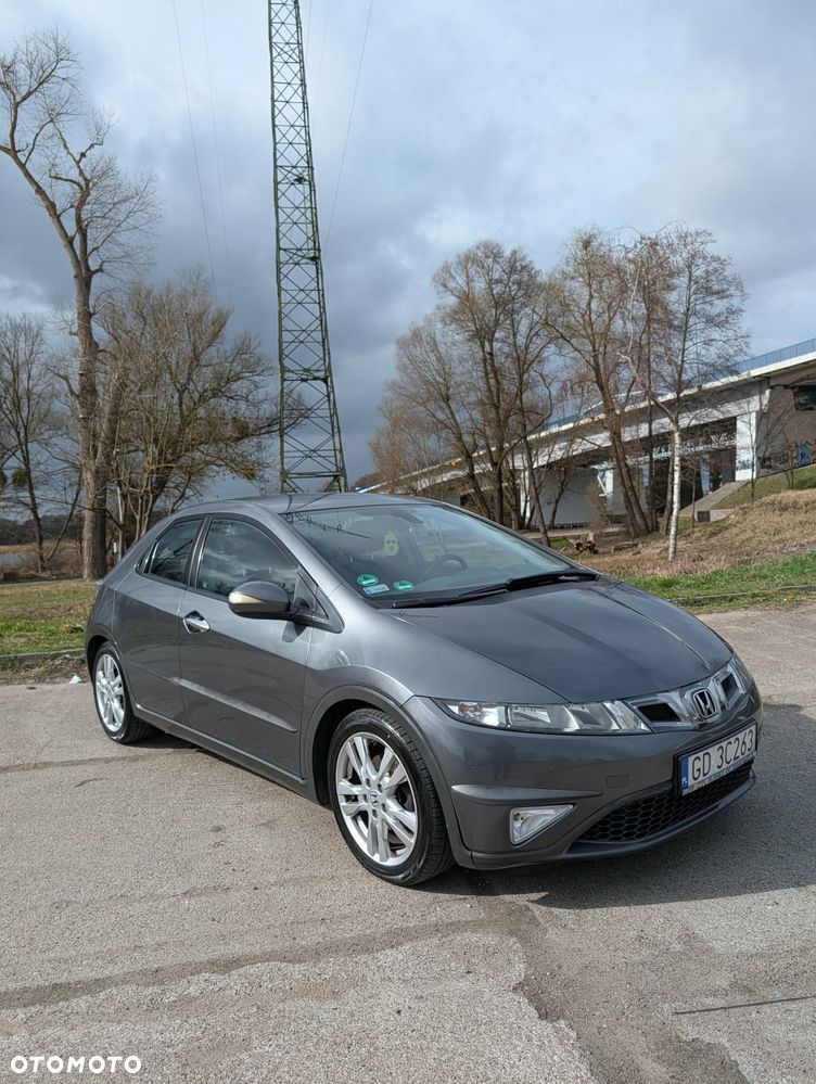 Honda Civic 1.8 Executive - 4