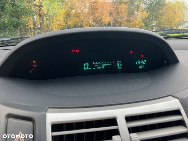 Toyota Yaris 2007 photo 3