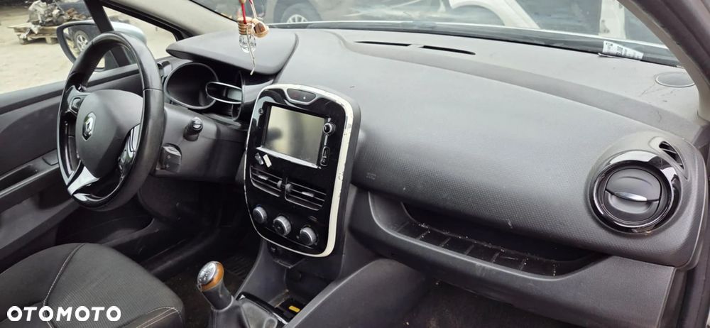 Renault Clio IV 1,5 DCI rozrusznik - 3