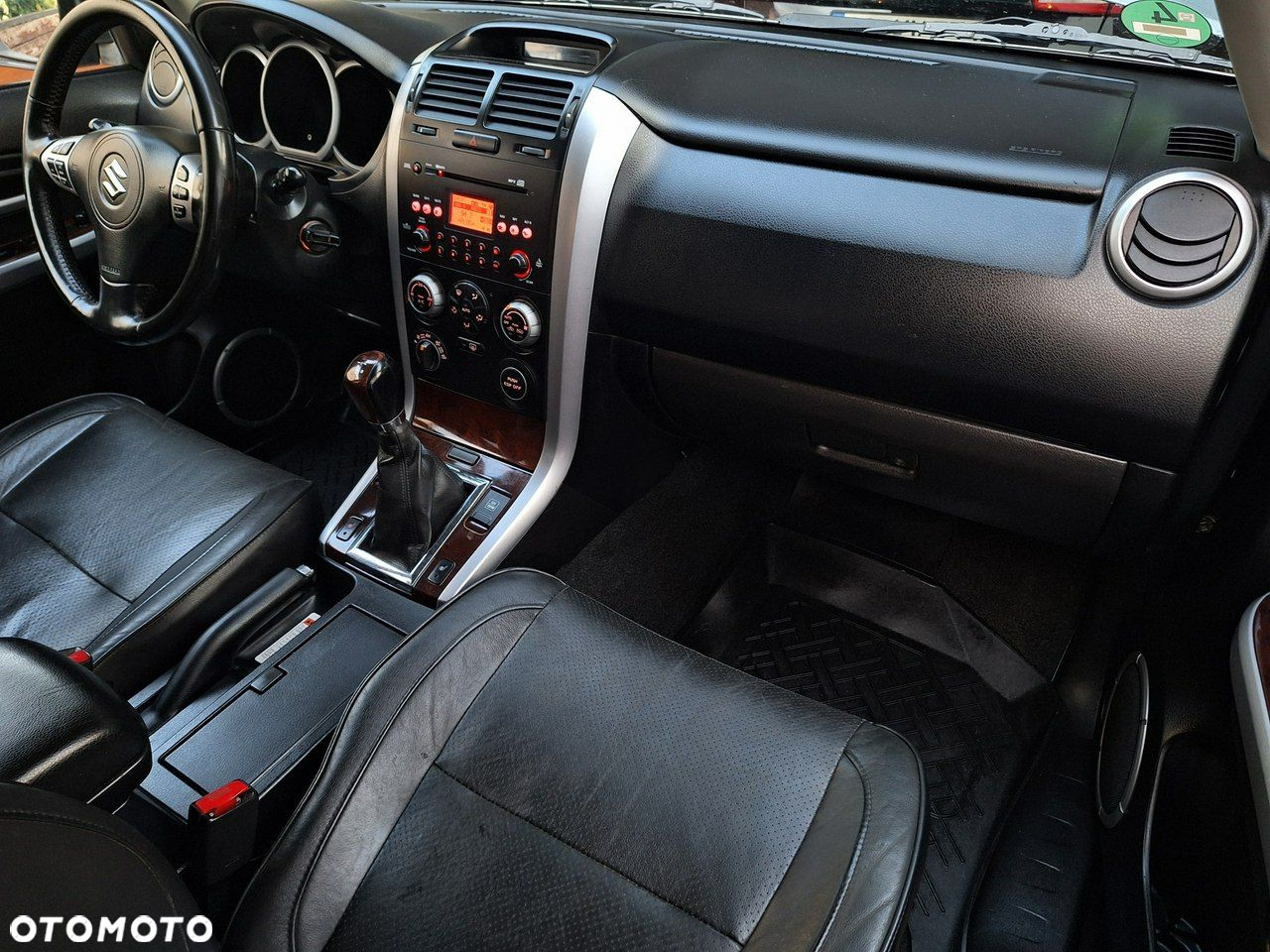 Suzuki Grand Vitara - 12