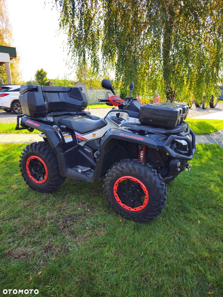 Can-Am Outlander - 12