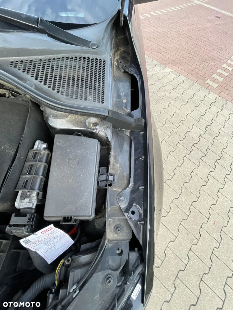 Skoda Octavia 2.0 TDI DSG RS - 26