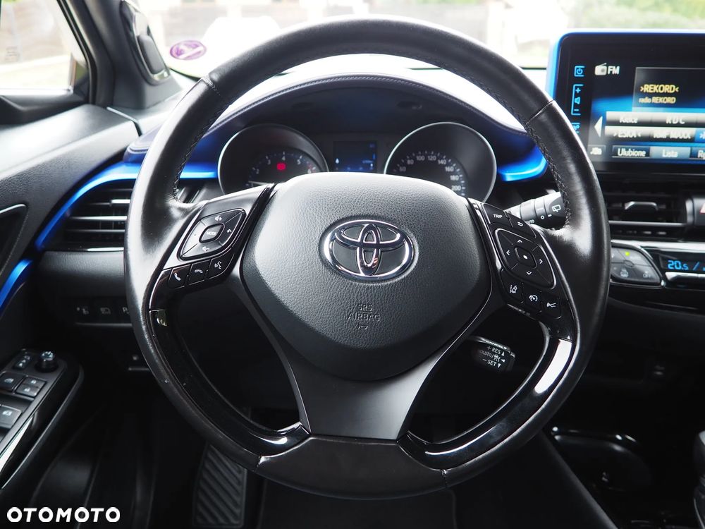 Toyota C-HR 1.2 T Premium CVT 4x4 - 36