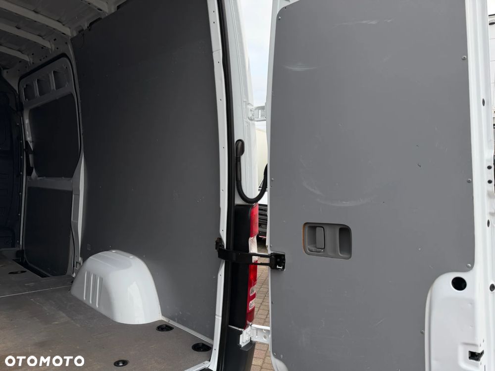 Mercedes-Benz Sprinter 316 CDI L2H2 - 29