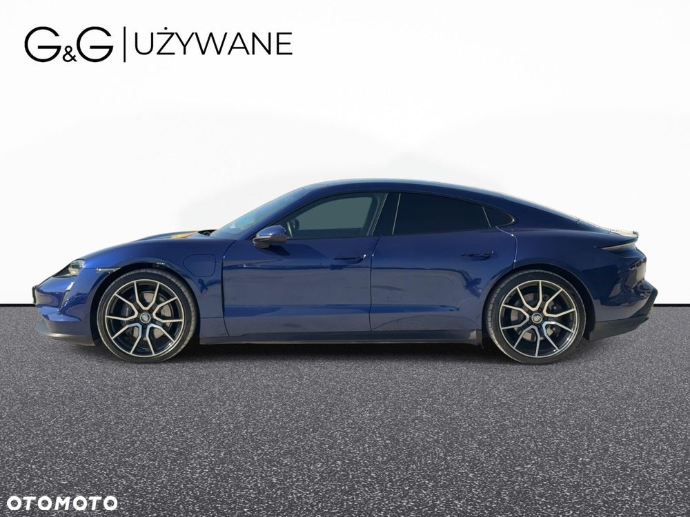 Porsche Taycan - 10