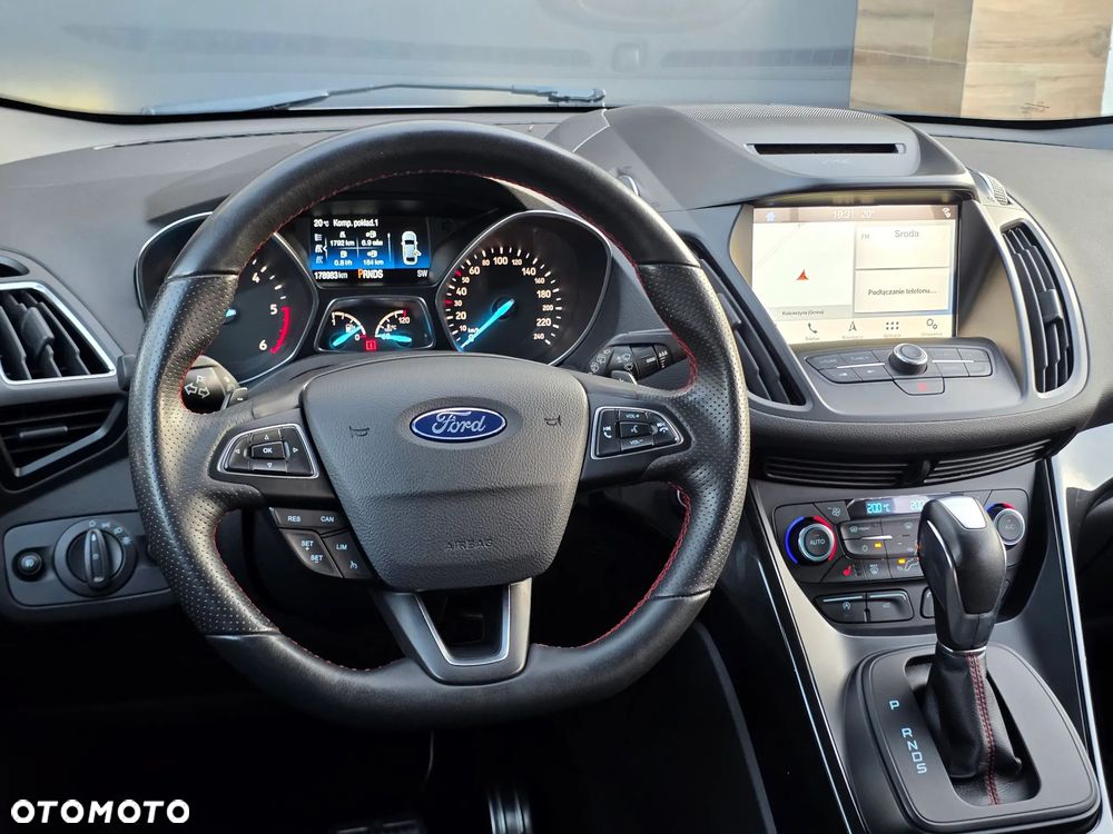 Ford Kuga 2.0 TDCi FWD ST-Line - 31