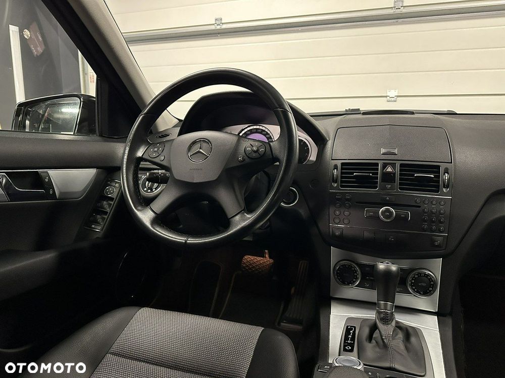Mercedes-Benz Klasa C 200 7G-TRONIC Avantgarde Edition - 9