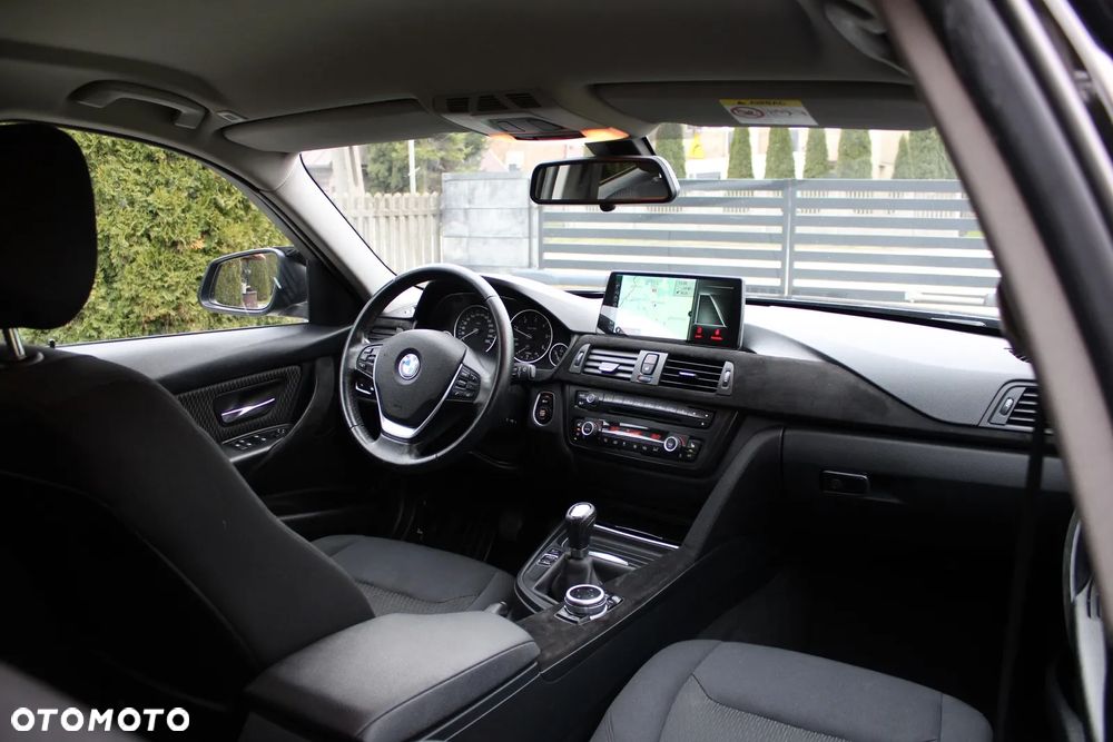 BMW Seria 3 - 26