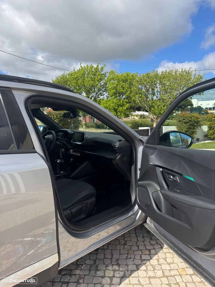 Peugeot 2008 1.2 PureTech Allure Pack - 12