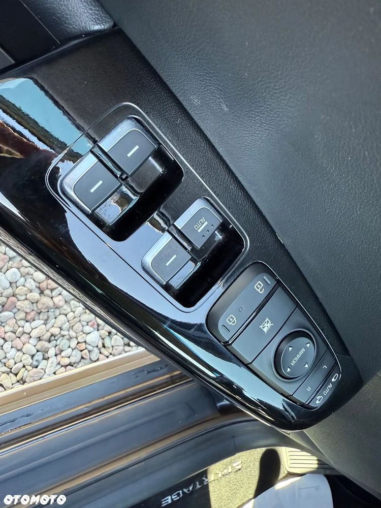 Kia Sportage 1.6 T-GDI L Business Line 4WD DCT - 24