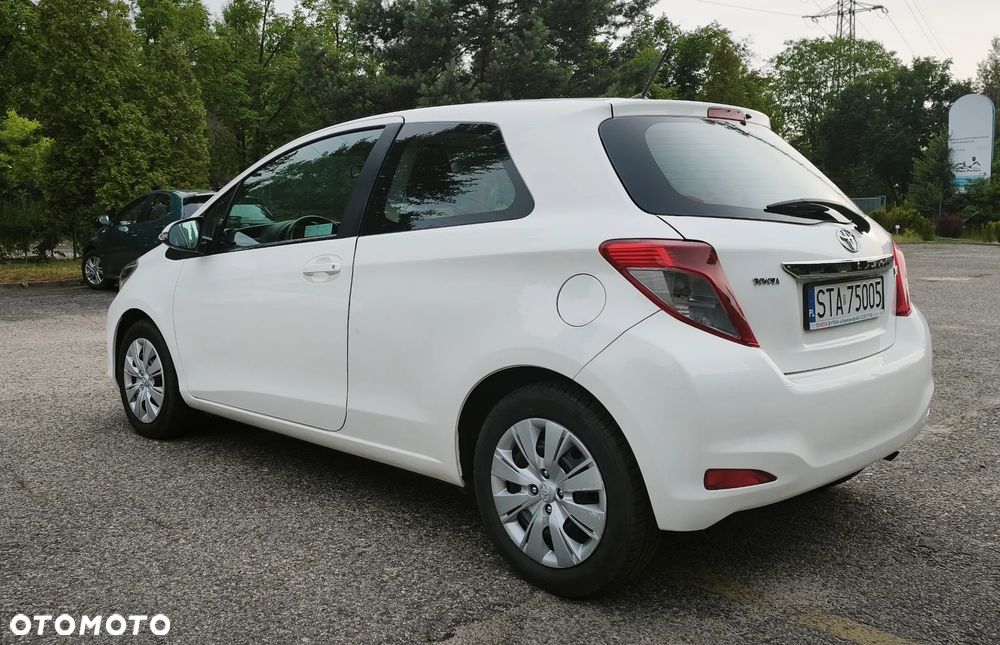 Toyota Yaris 1.0 Luna EU5 - 6