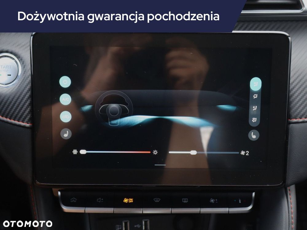 MG ZS - 21