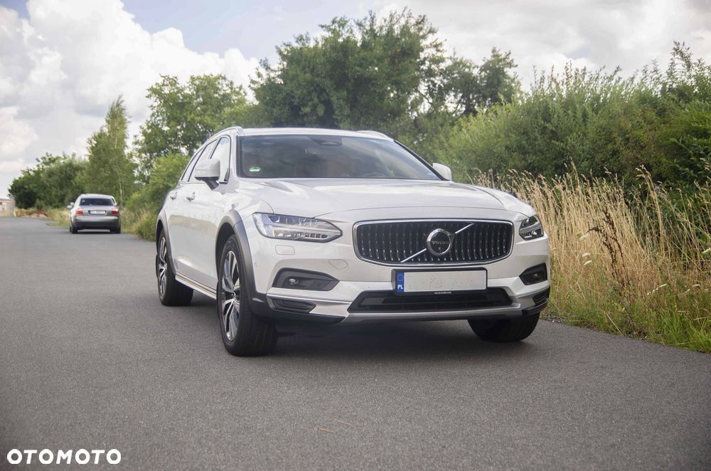 Volvo V90 Cross Country - 5