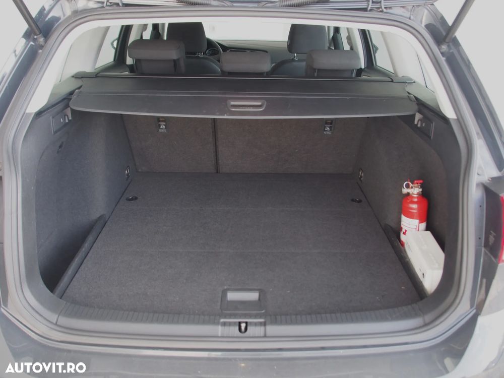 Volkswagen Golf 1.6 TDI Trendline - 5