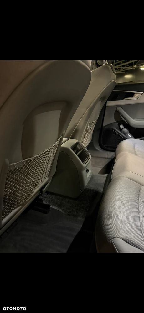 Audi A4 Limousine - 38