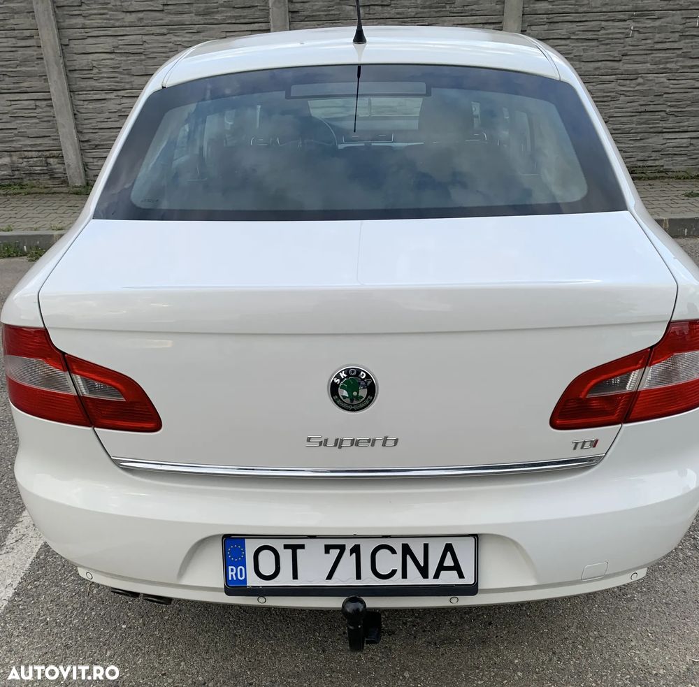 Skoda Superb 2.0 TDI DPF - 5