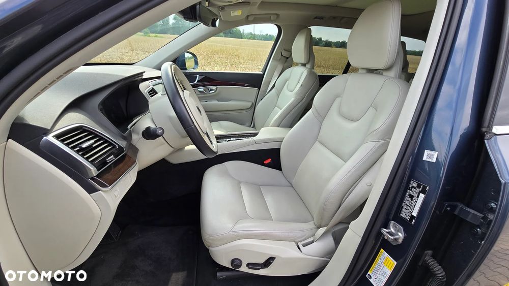 Volvo XC 90 T6 AWD Momentum 7os - 10