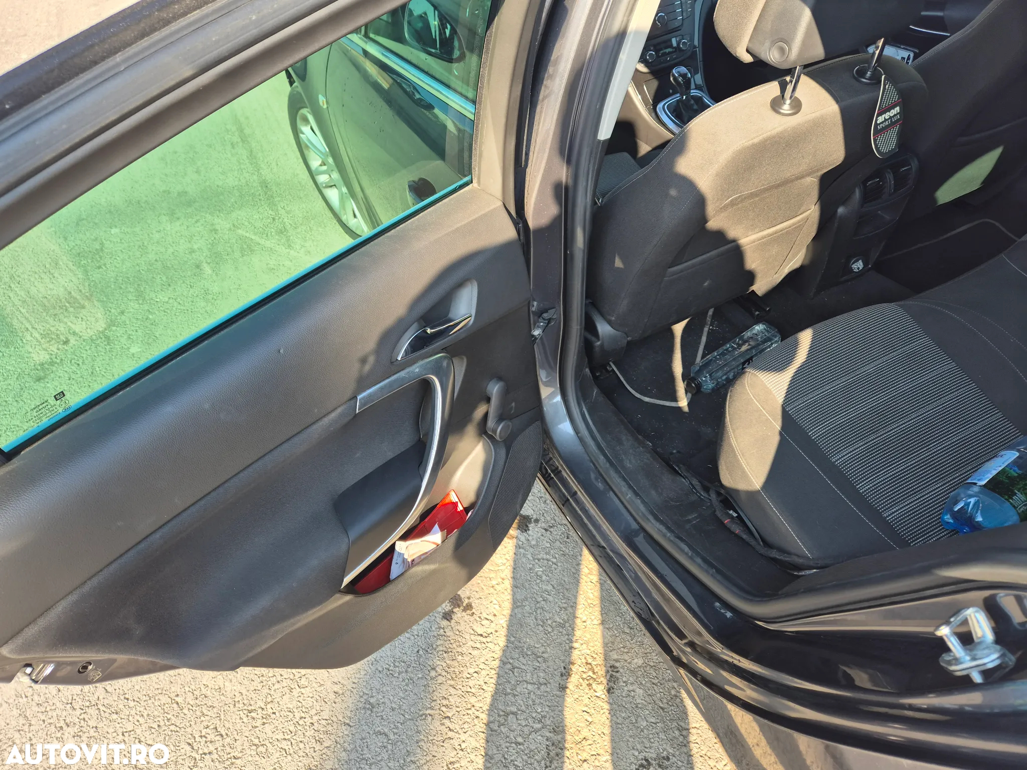 Opel Insignia 2.0 CDTI Sports Tourer Edition - 17
