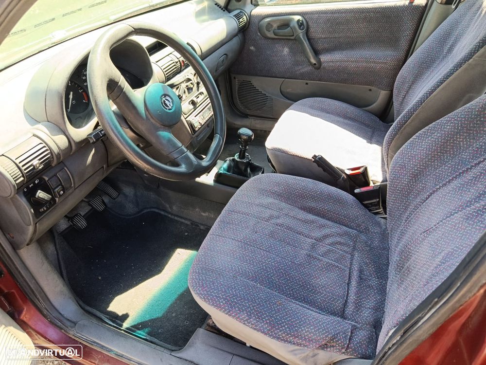 Opel Corsa 1.5 TD GL+ - 8