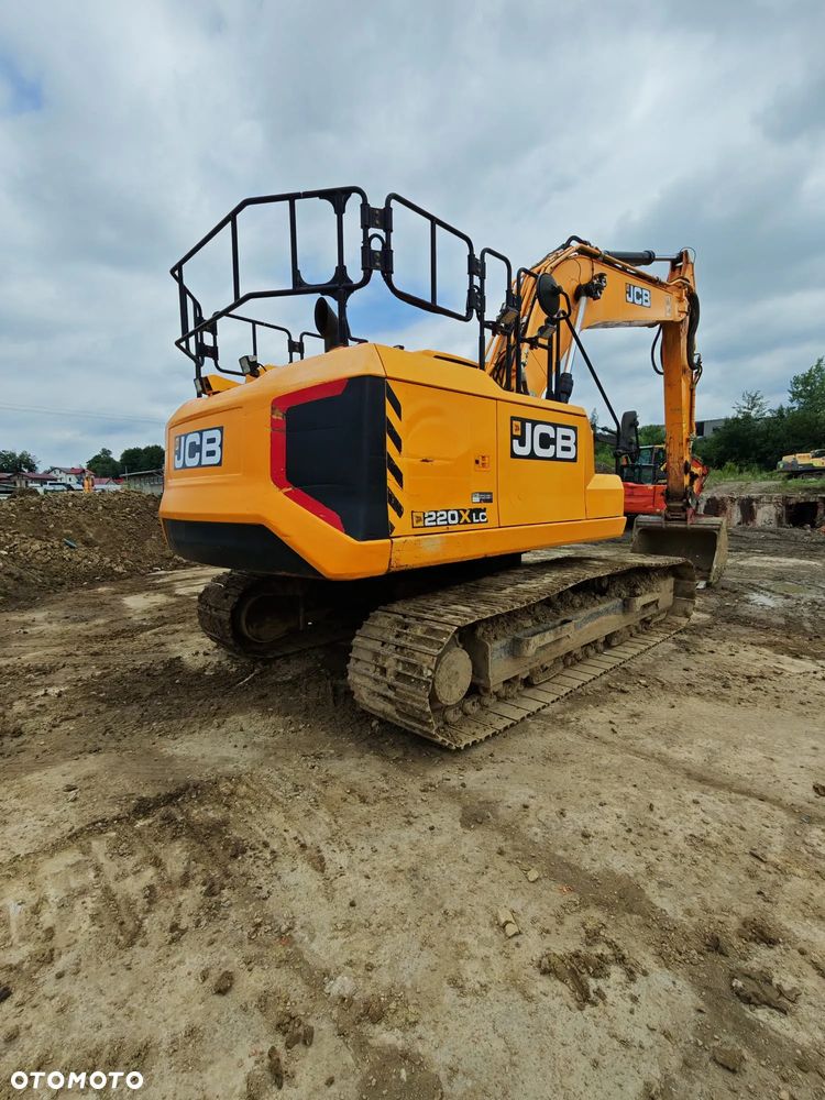 JCB 220 XLC IDEALNA - 8