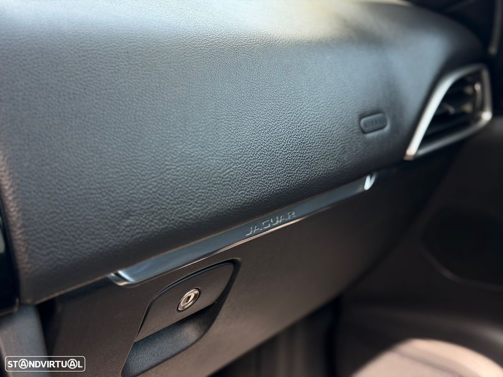 Jaguar F-Pace 2.0 i4D Prestige Aut. - 23