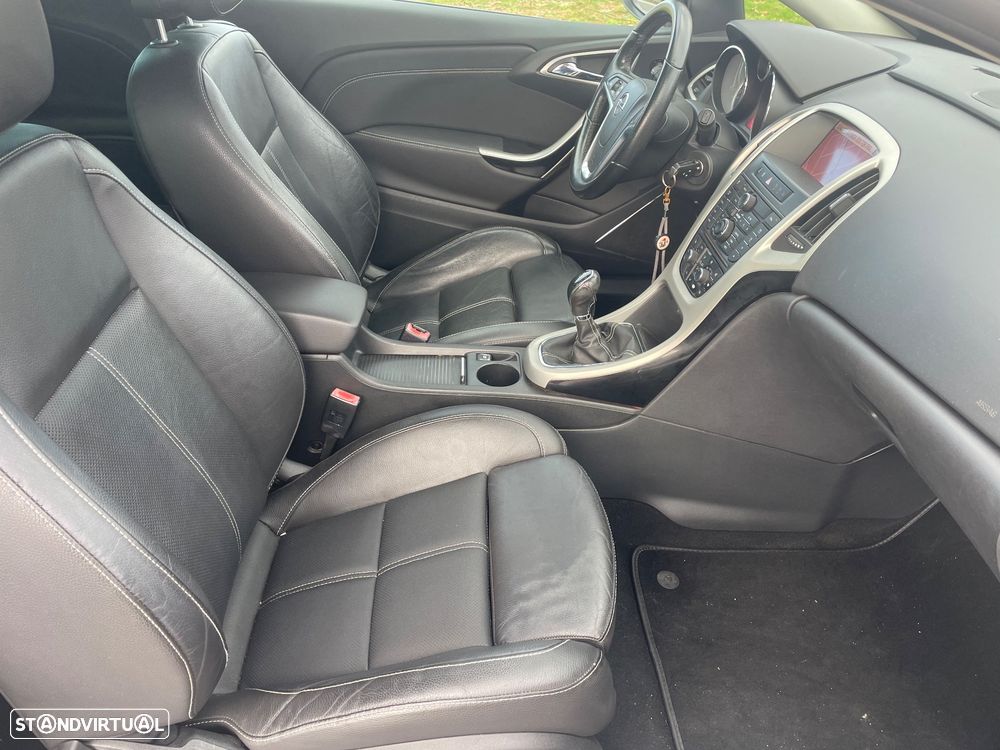 Opel Astra GTC 1.4 T S/S 139g - 8