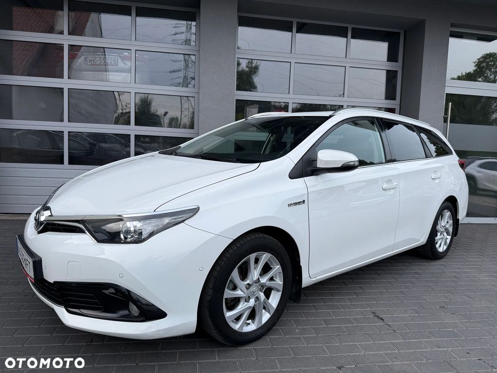 Toyota Auris Hybrid 135 Premium - 1