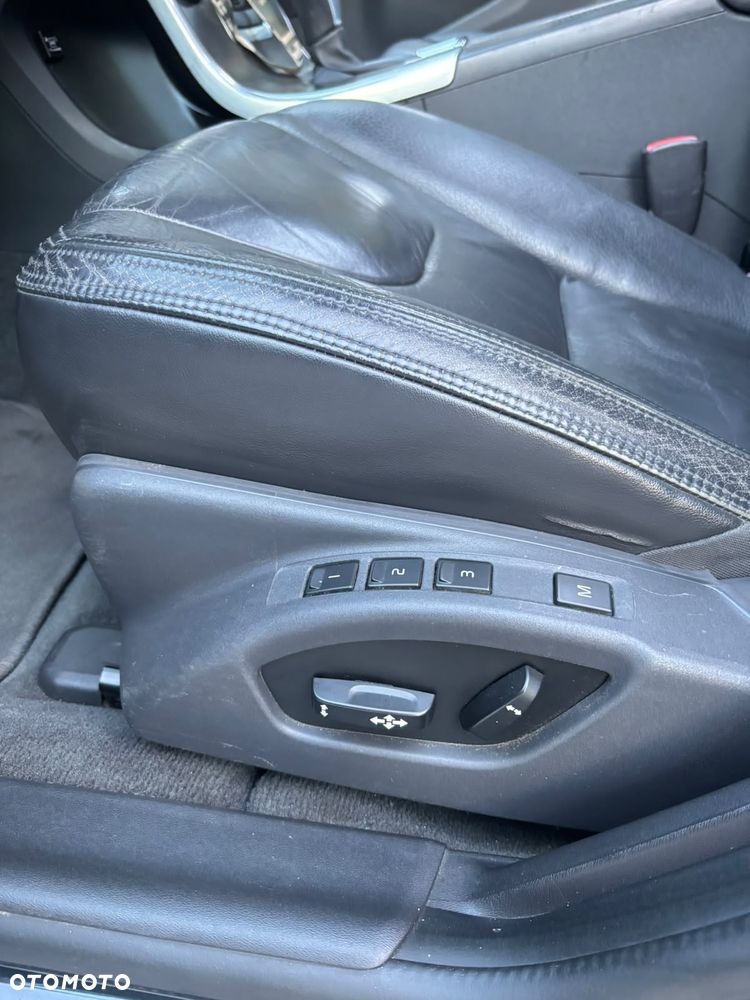Volvo S60 - 17