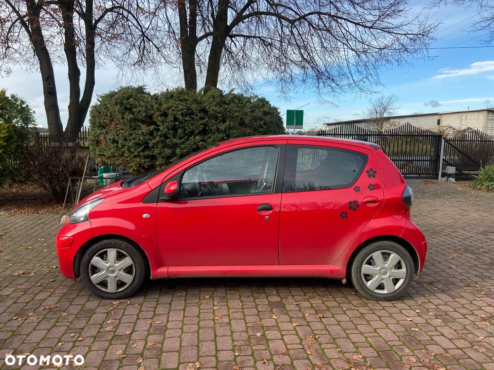 Toyota Aygo - 1