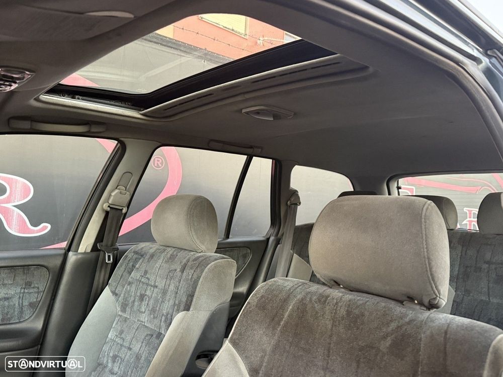 Mazda 626 SW 2.0 TDi GLX - 11