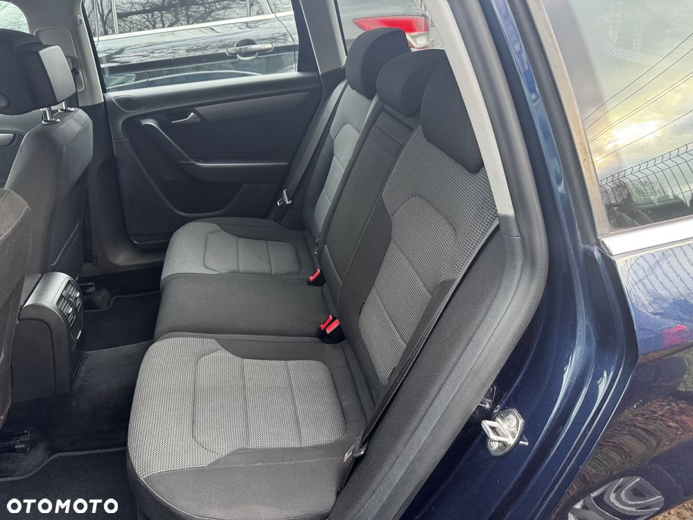 Volkswagen Passat 2.0 TDI DPF DSG Highline - 20