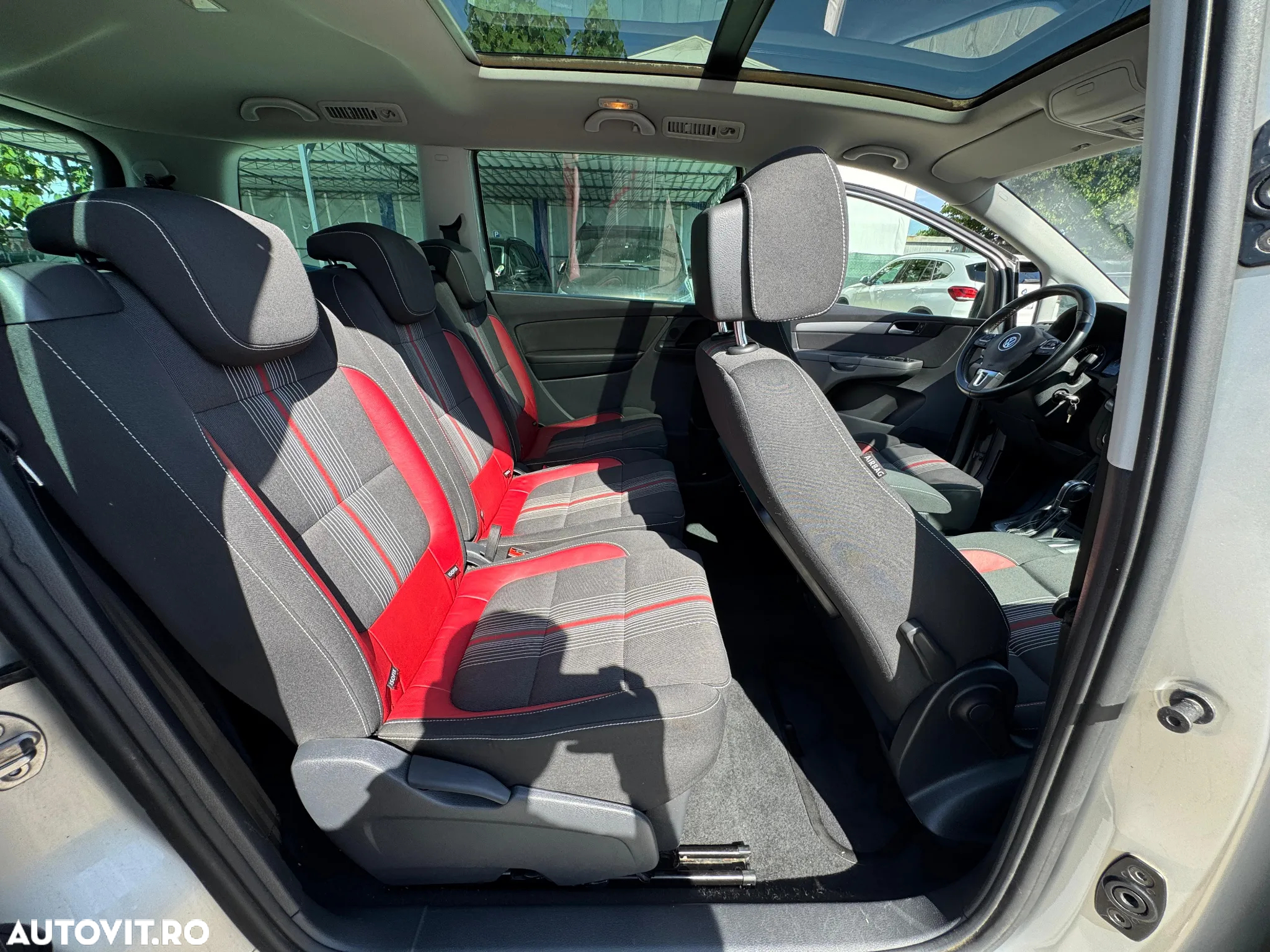 Volkswagen Sharan 2.0 TDI DSG BlueMotion Technology Highline - 19