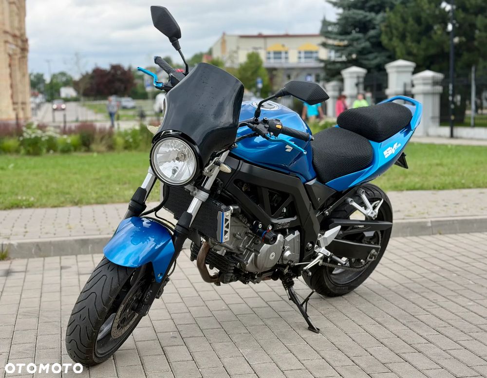Suzuki SV - 6
