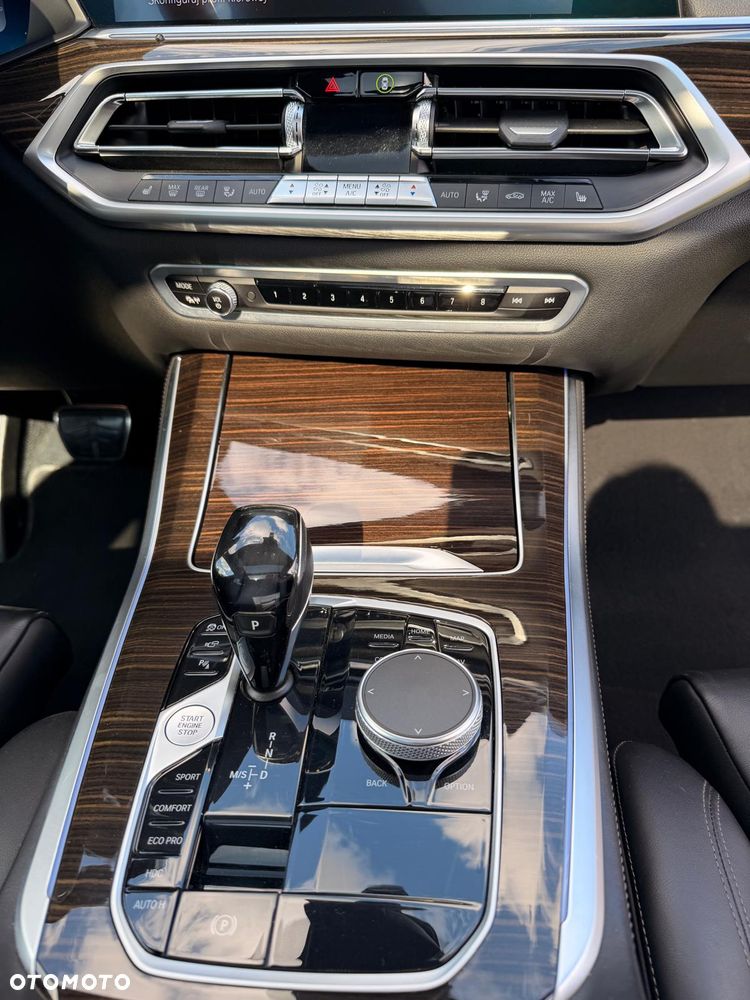 BMW X5 xDrive30d mHEV - 12