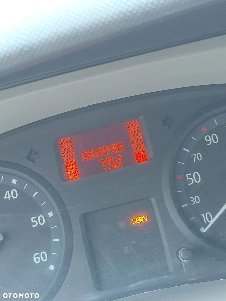 Renault Trafic - 15