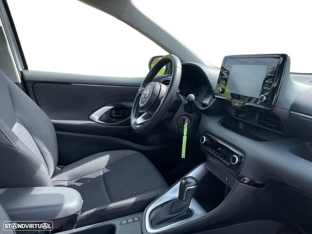 Toyota Yaris - 13
