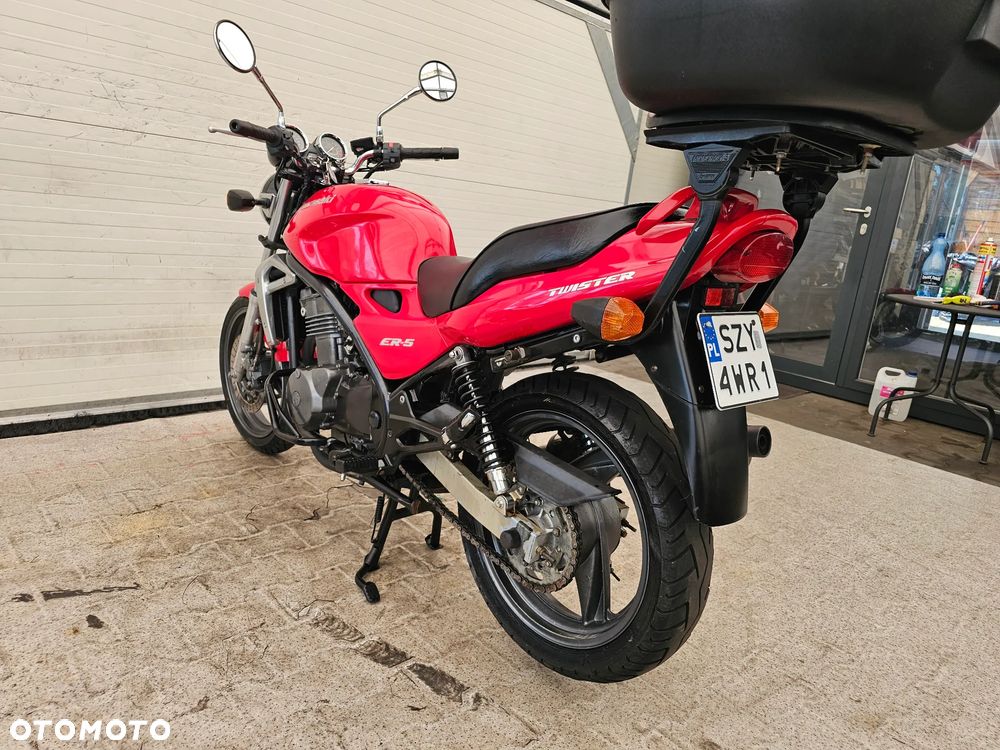 Kawasaki ER - 22