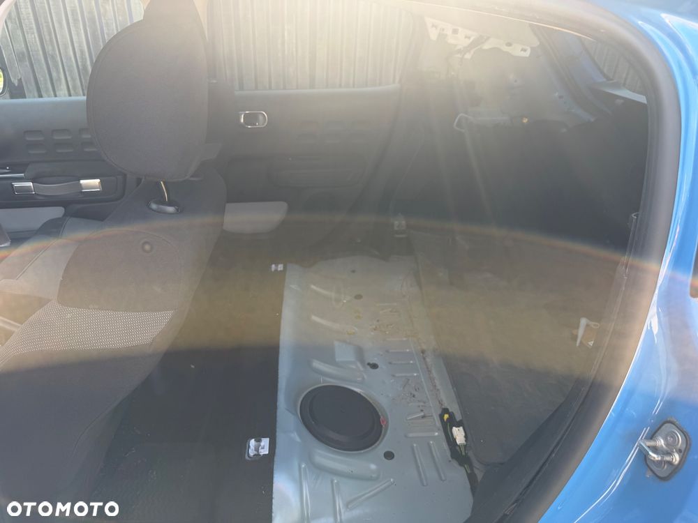Peugeot 208 - 20