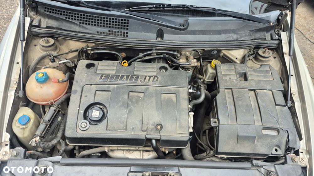 Fiat Stilo 1.9 JTD 80 Actual - 8