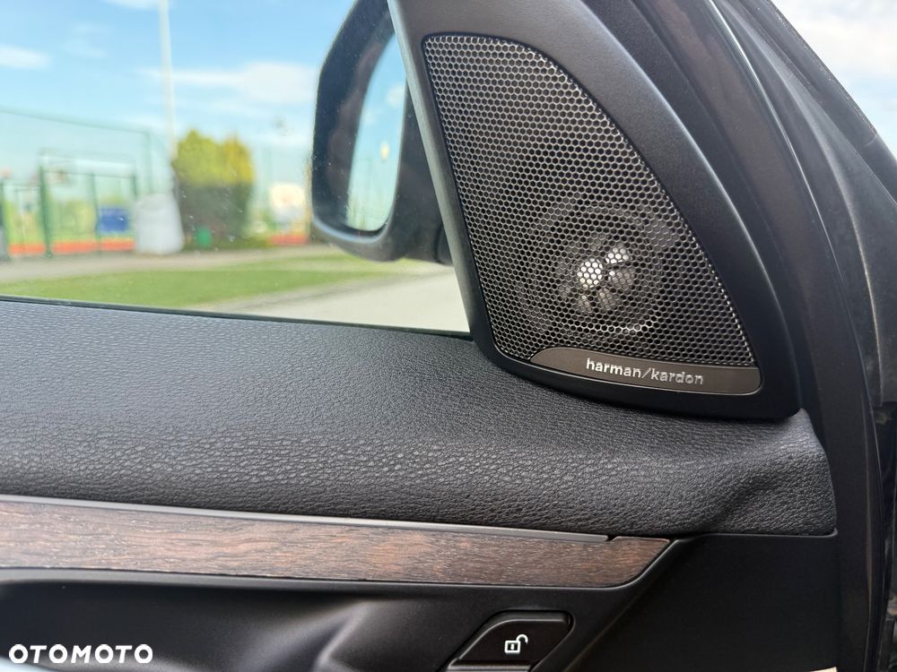 BMW X1 sDrive18i - 24