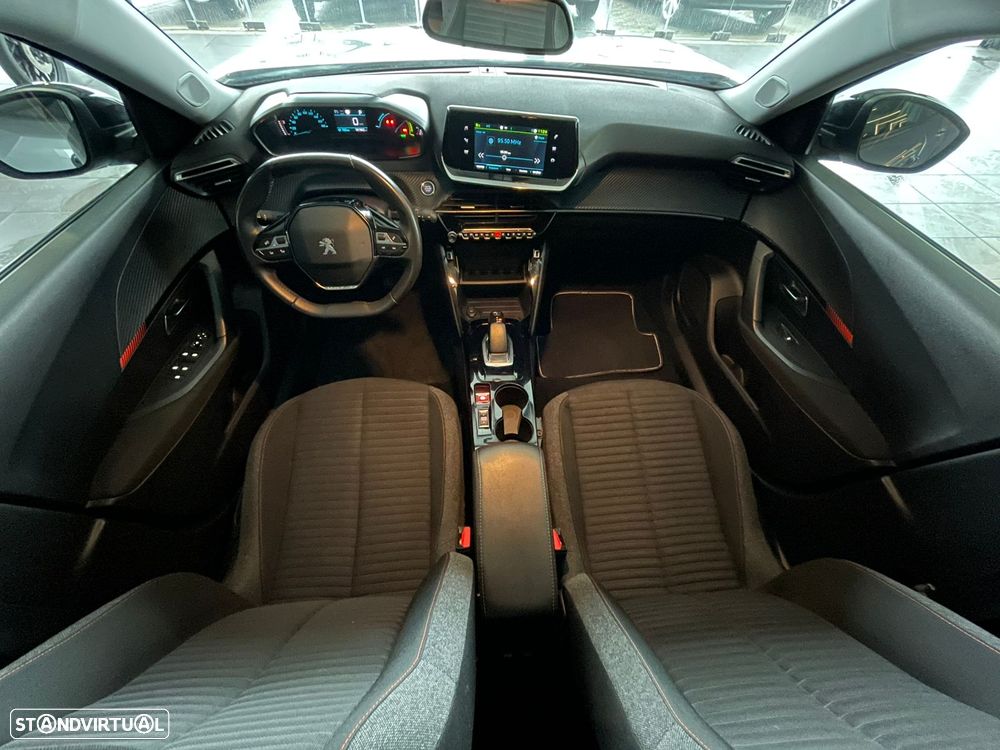 Peugeot e-2008 Allure+ - 12