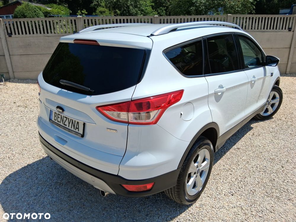 Ford Kuga 1.6 EcoBoost 2x4 Trend - 30