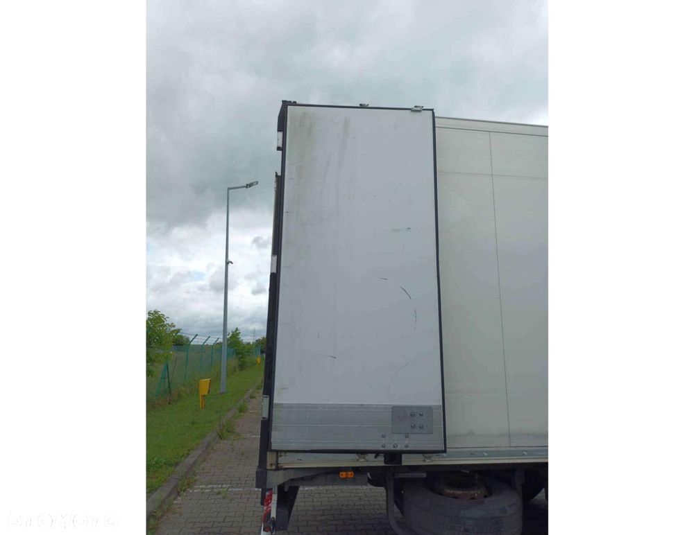 Schmitz Cargobull SKO FP 60 ThermoKing SLXi 300 - 5