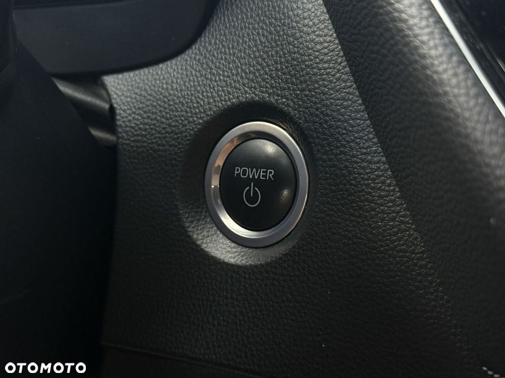 Toyota Corolla 1.8 Hybrid Comfort - 25
