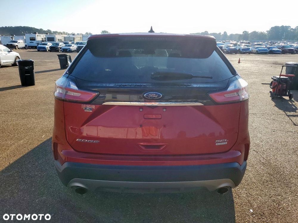 Ford Edge - 6