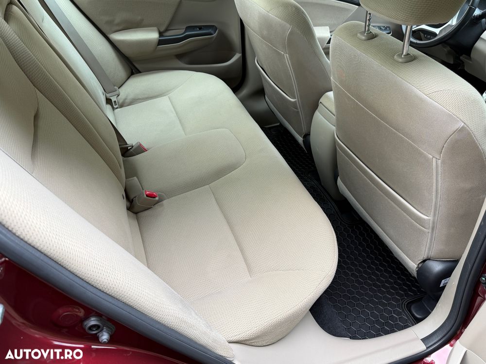 Honda Civic 1.8 AT ES - 4