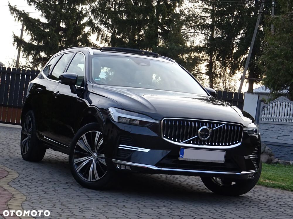 Volvo XC 60 B4 D AWD Ultimate Bright - 2